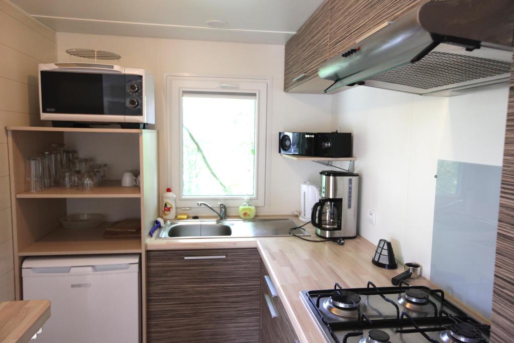 Camping Oase Praha Hotell Zlatníky Rom bilde