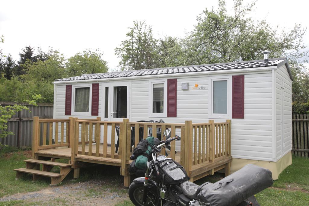 Camping Oase Praha Hotell Zlatníky Rom bilde